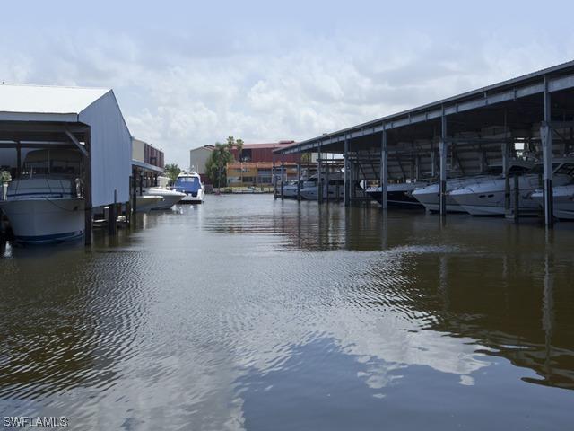 705 11th St., Naples, FL 34102