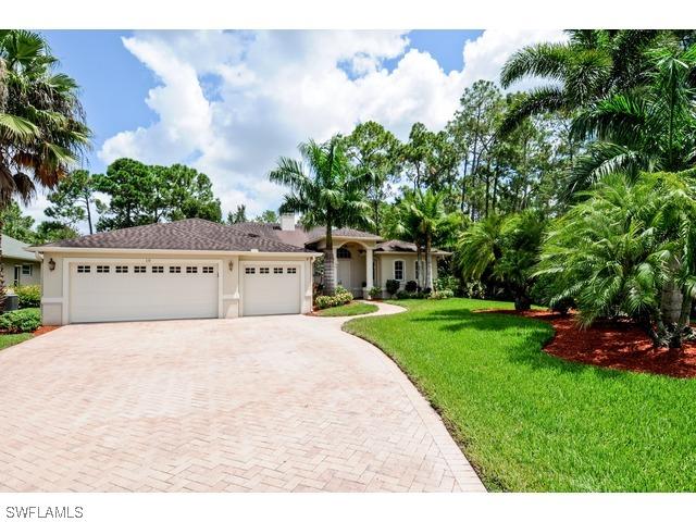 19 Heritage Way, Naples, FL 34110