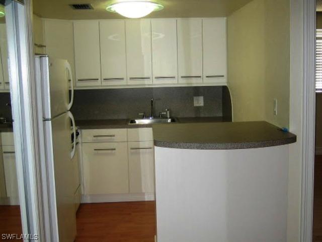 975 9th Ave. #4, Naples, FL 34102