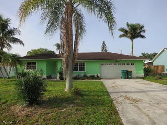 128 Kirtland Dr., Naples, FL