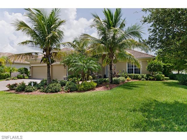 15948 Los Olivos Ln., Naples, FL