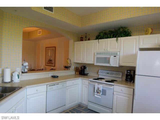 4631 Turnberry Lake Dr. #102, Estero, FL