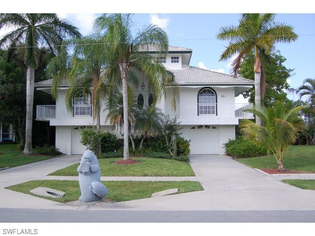 381 Cottage Ct., Marco Island, FL