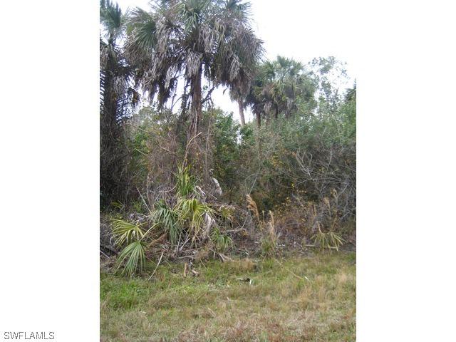 481 7th St., Naples, FL 34119