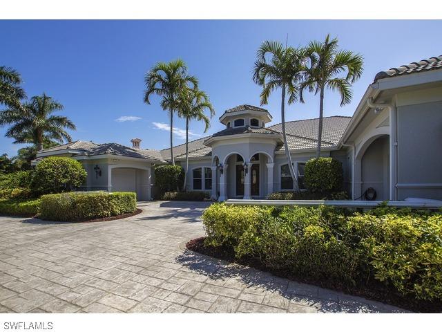 207 Audubon Blvd., Naples, FL 34110