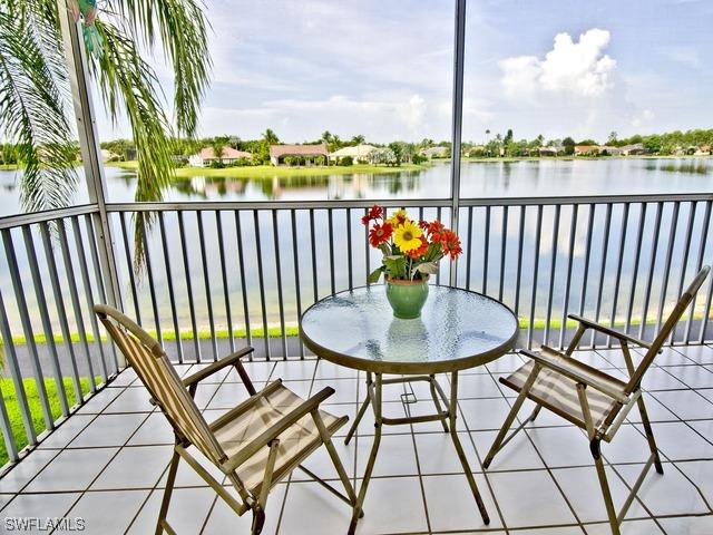 577 Windsor Sq. #202, Naples, FL