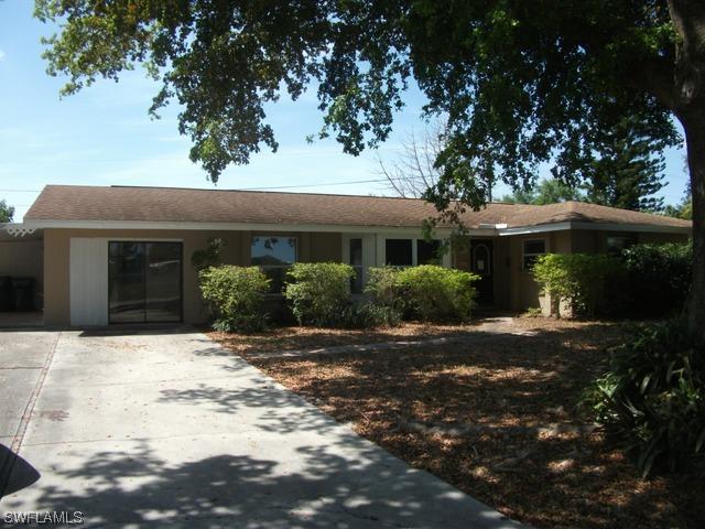 1919 49th Ter., Naples, FL