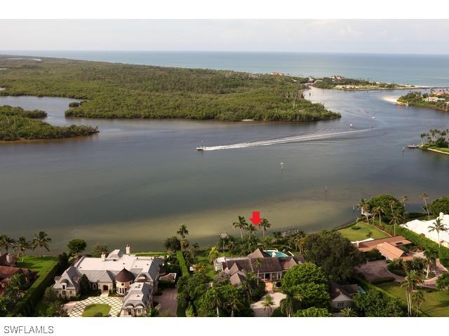 590 Admiralty Parade, Naples, FL