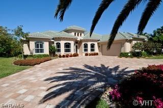 493 Banyan Blvd., Naples, FL