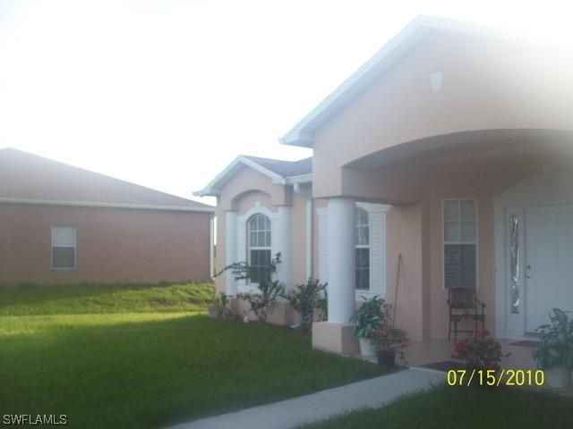 4820 8th St., Naples, FL 34120