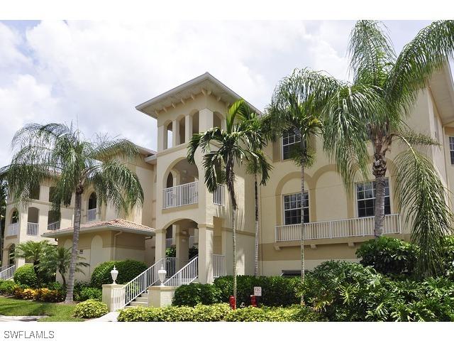 790 Bentwater Cir. #202, Naples, FL