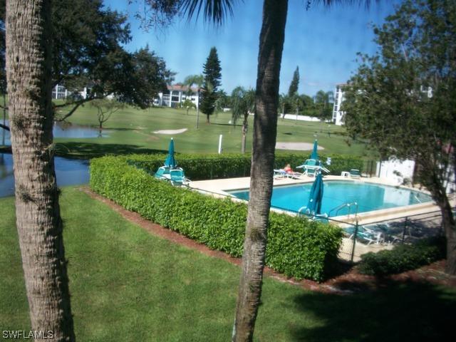 37 Highpoint Cir. #207, Naples, FL