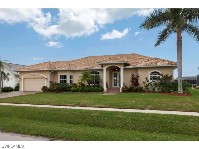 318 Meadowlark Ct., Marco Island, FL