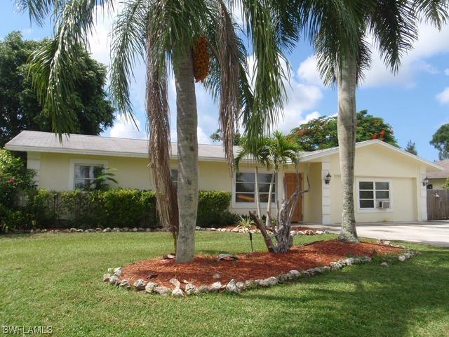 4810 Devon Cir., Naples, FL
