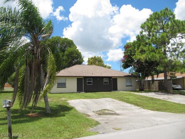 2561 47th Ter., Naples, FL 34116