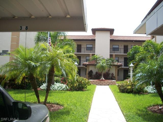 228 Fox Glen Dr. #304, Naples, FL