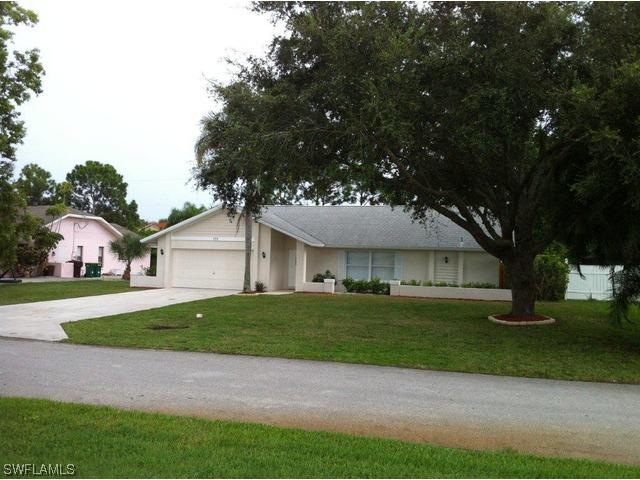 172 Wickliffe Dr., Naples, FL