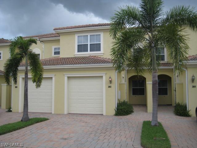 1305 Mariposa Cir. #202, Naples, FL 34105