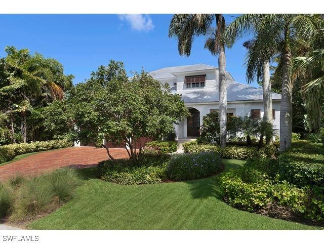 2150 Sheepshead Dr., Naples, FL 34102