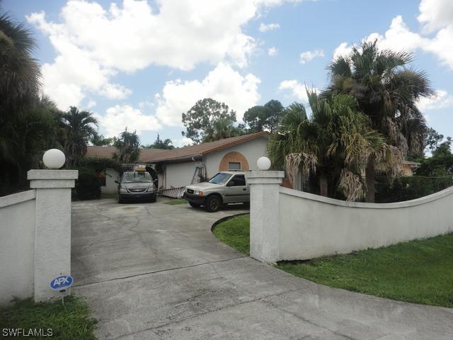 5246 Holland St., Naples, FL