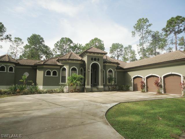 4590 7 Th Ave., Naples, FL 34120