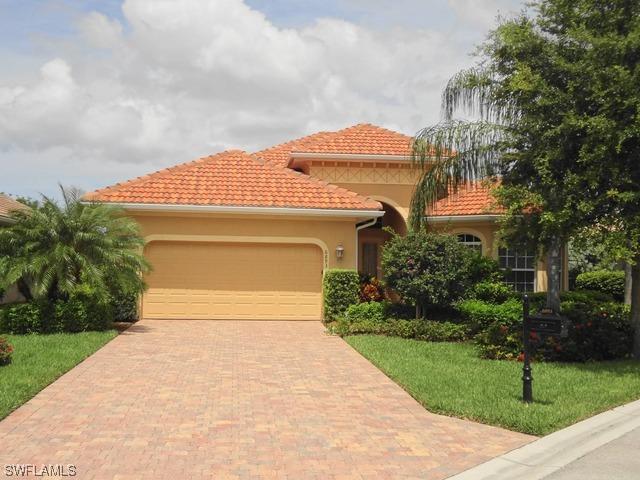 6893 Bent Grass Dr., Naples, FL 34113
