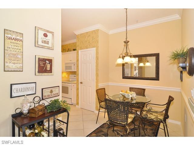 3988 Bishopwood Ct. #202, Naples, FL 34114