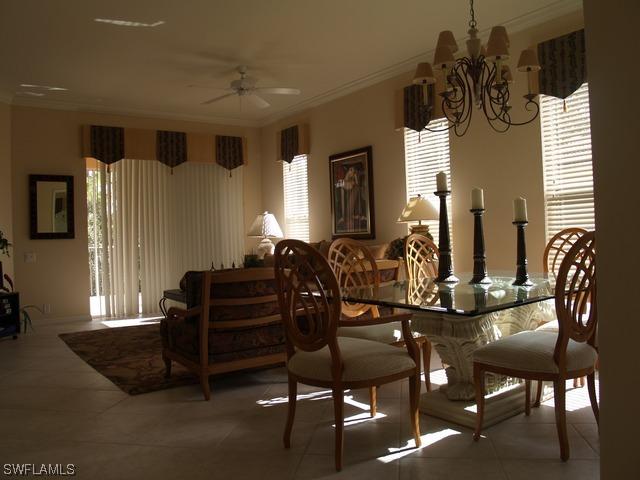 8231 Parkstone Pl. ##308, Naples, FL 34120