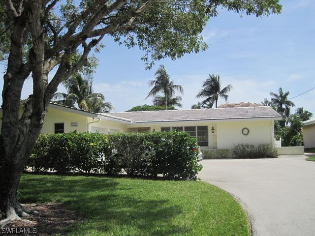 1414 Marlin Dr., Naples, FL