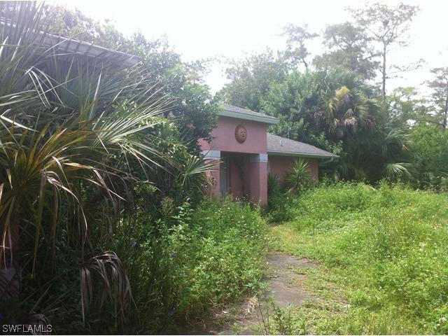 99 19th St., Naples, FL