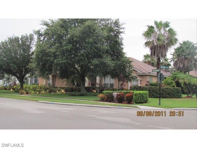 6878 Wellington Dr., Naples, FL