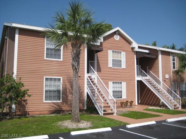 1304 Wildwood Lakes Blvd. #4, Naples, FL 34104