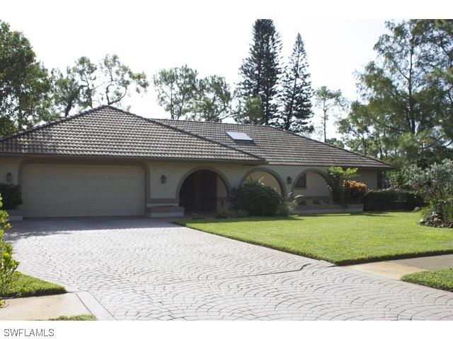 2308 Kings Lake Blvd., Naples, FL 34112