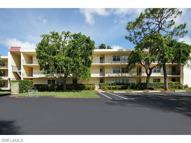 1087 Forest Lakes Dr., Naples, FL