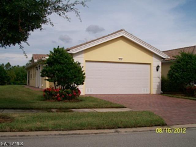 8216 Xenia Ln., Naples, FL 34114