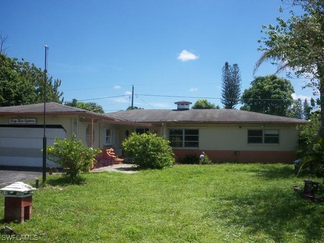 4318 18th Pl., Naples, FL