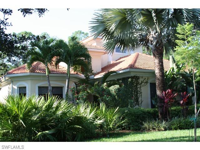 9806 Rocky Bank Dr., Naples, FL 34109