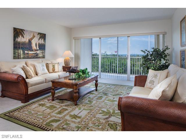 1 Bluebill Ave. #512, Naples, FL 34108