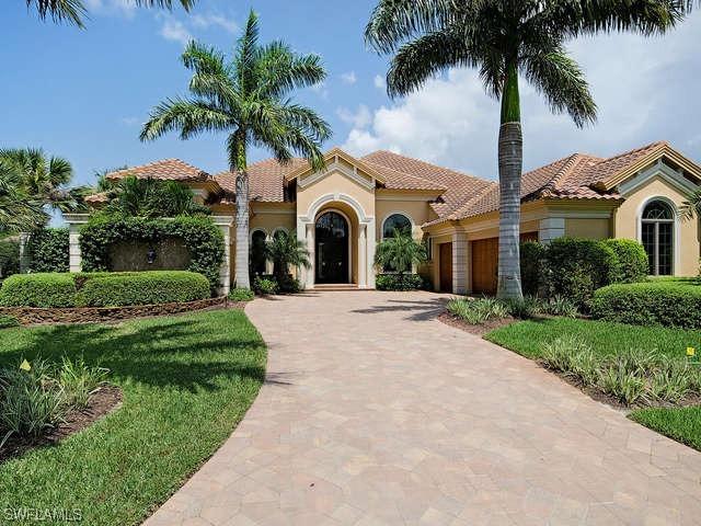 28118 Castellano Way, Naples, FL 34110