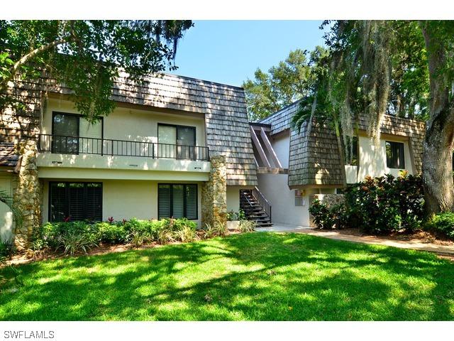 101 Clubhouse Ln. #281, Naples, FL 34105