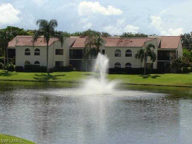 601 Beachwalk Cir. #203, Naples, FL