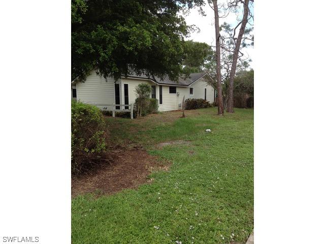 663 Pompano Dr., Naples, FL