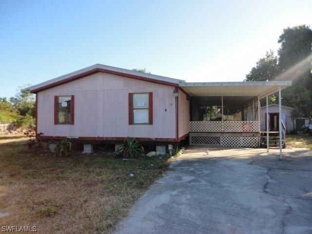 139 Andrea Ln., Naples, FL