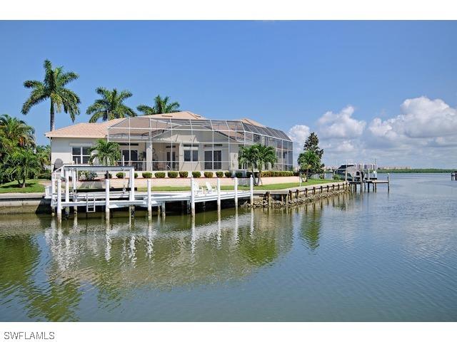 489 Richards Ct., Marco Island, FL