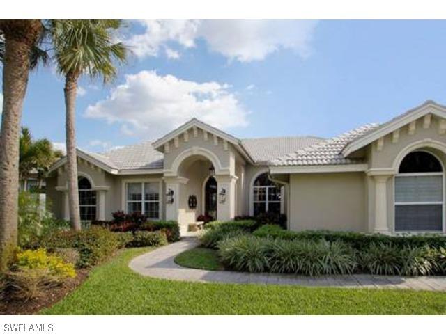 566 Portsmouth Ct., Naples, FL 34110