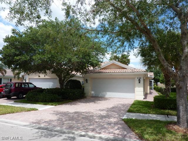 5425 Guadeloupe Way, Naples, FL