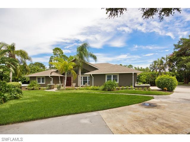 1917 Countess Ct., Naples, FL 34110
