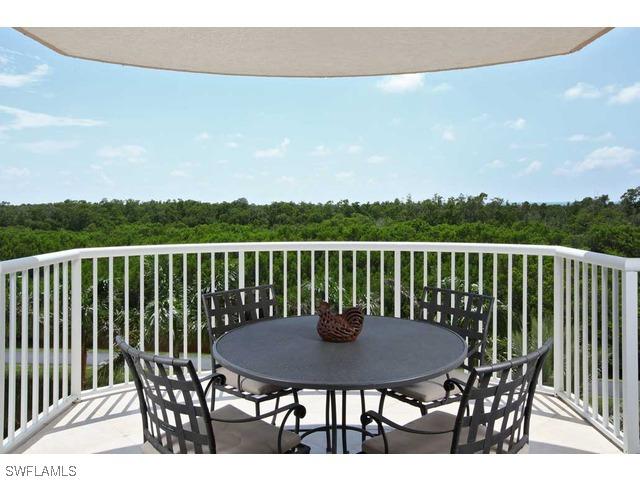 6849 Grenadier Blvd. #402, Naples, FL