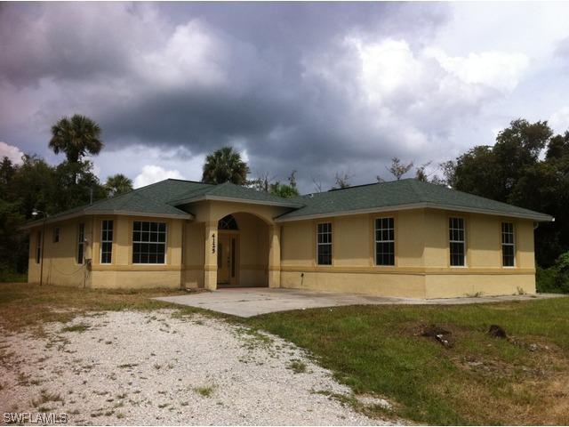 4125 22nd Ave., Naples, FL 34120