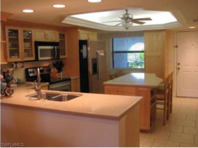 2445 West Gulf Dr. #B-25, Sanibel, FL 33957